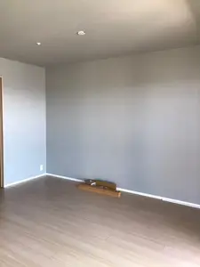 中古マンション購入後のアクセントクロス貼替